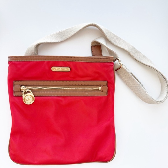 MICHAEL KORS Kempton Red Crossbody Bag Purse - Picture 2 of 12